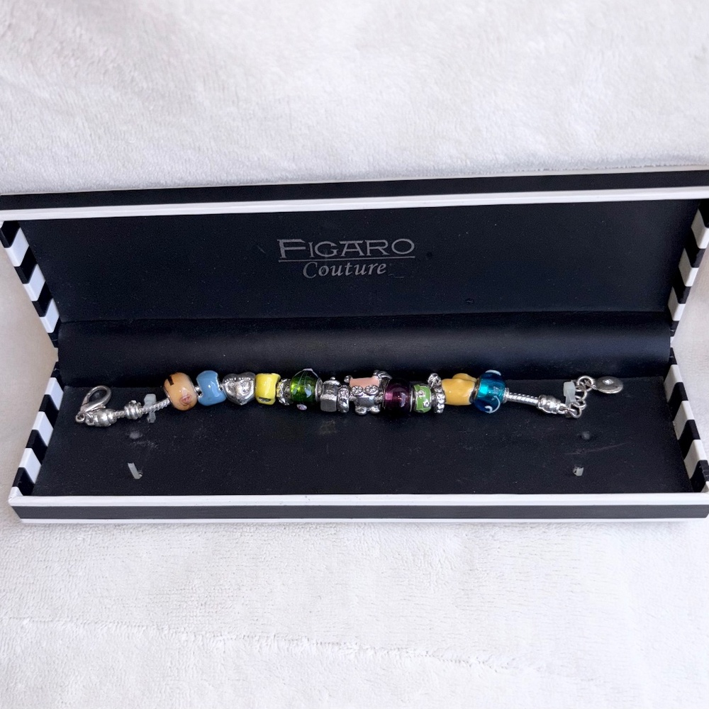 Figaro Couture Charm Bracelet Colorful Glass‎ Beads, Womens OS Multicolor